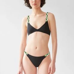 Shopify Daria Bikini Top Black Classic Black Swimsuits