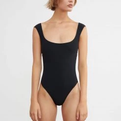 Shopify Frida One Piece Black
