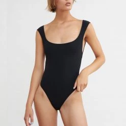 Shopify Frida One Piece Black