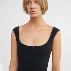 Shopify Frida One Piece Black